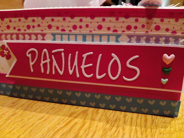 Caja pañuelos Scrapiluca 03