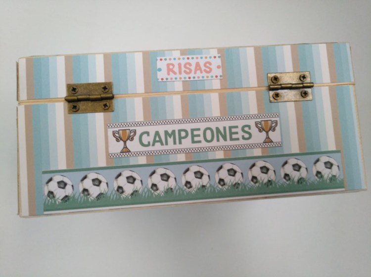 Caja futbol Scrapiluca 30