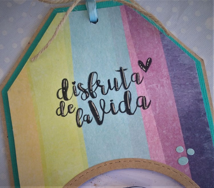 Tag XL scrapiluca 11