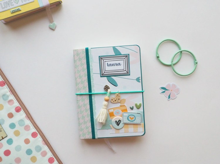 Una mini libreta&nbsp;decorada
